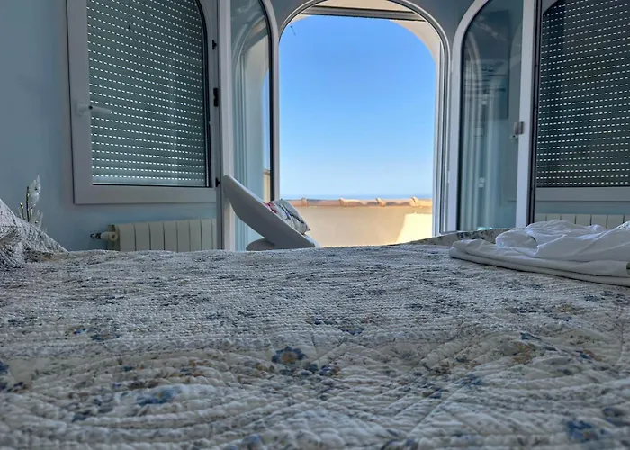 Cost-a Blanca Villa *